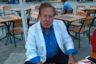 В центре Одессы избили известного американского певца и ученика Фрэнка Синатры