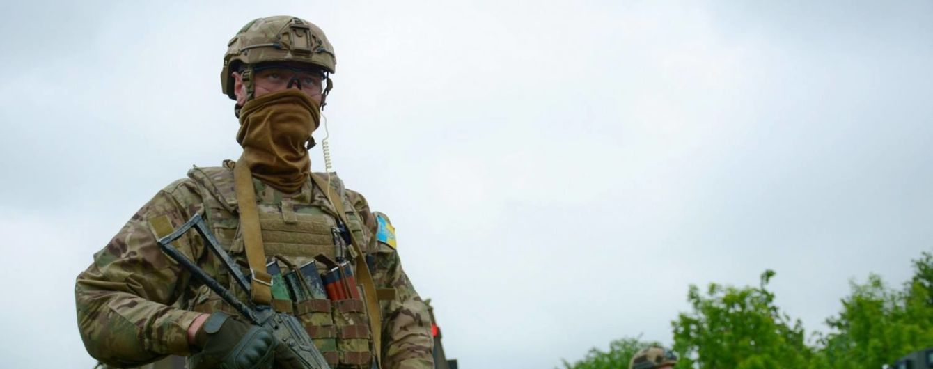 Ситуація на Донбасі: снайперський вогонь в Красногорівці та масштабні обстріли на Приазов’ї