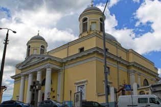 У центрі Києва заборонять рух авто через "Свято вулиці Костьольної"