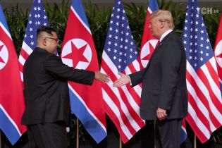 Трамп заявив про згортання ядерної програми КНДР