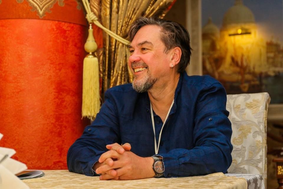 Юрій Андрухович не використовувати це фото