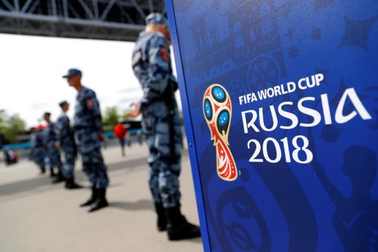 У Росії побили двох вболівальників-геїв з Франції