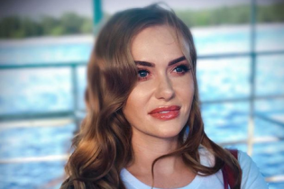 Обнаженная Слава Каминская похвасталась сексуальными формами