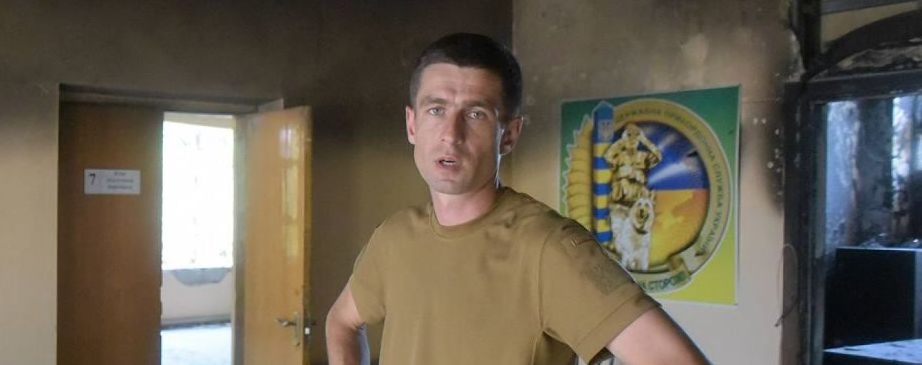 Зламана щелепа, забої, струс мозку: у Маріуполі побили прикордонників у кав'ярні
