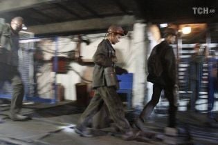 Зі знеструмленої шахти на Луганщині вийшли неушкодженими 90 гірників