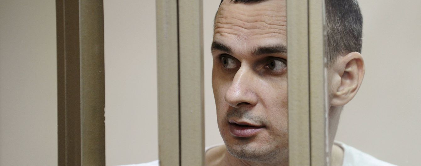 Проблеми з нирками та серцем. Адвокат відвідав Сенцова і розповів про його стан