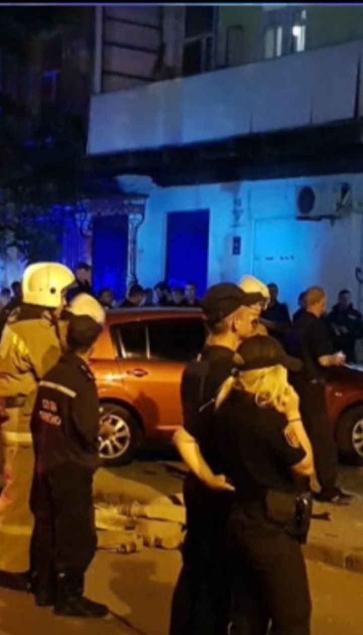 Окрім директора охоронної фірми від вибуху в Одесі постраждала перехожа