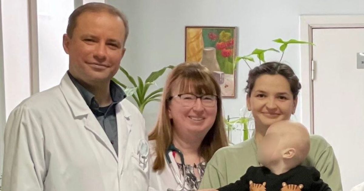Замість крику новонародженого мати почула хрип: київські лікарі провели низку унікальних операцій маленькому хлопчику