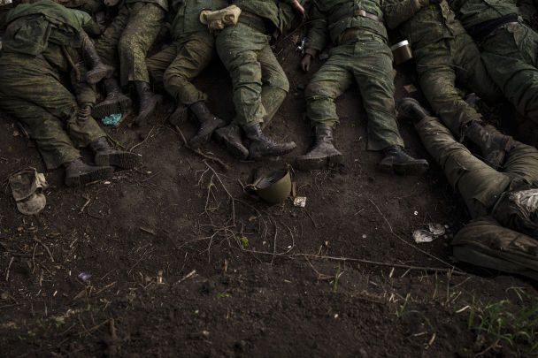 Тіла 11 російських солдатів / © Associated Press