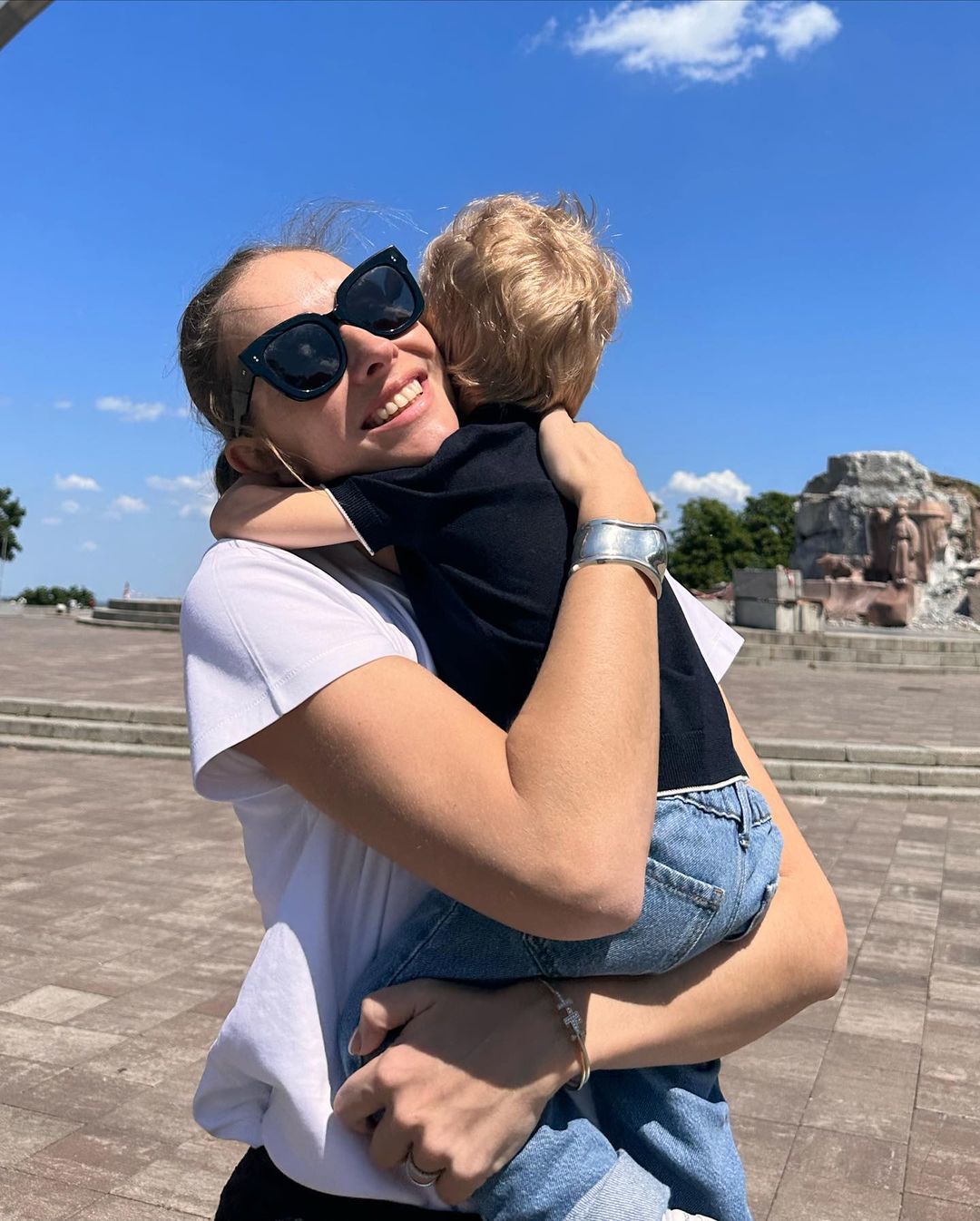 Зірки привітали з Днем захисту дітей / ©