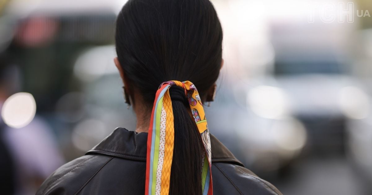 Интересная прическа с платком