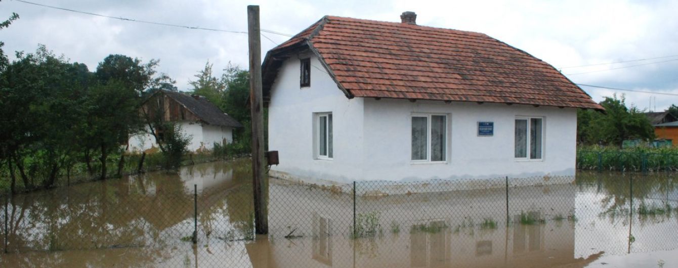Синоптики попередили про погіршення погодних умов і значне підвищення рівня води у річках України