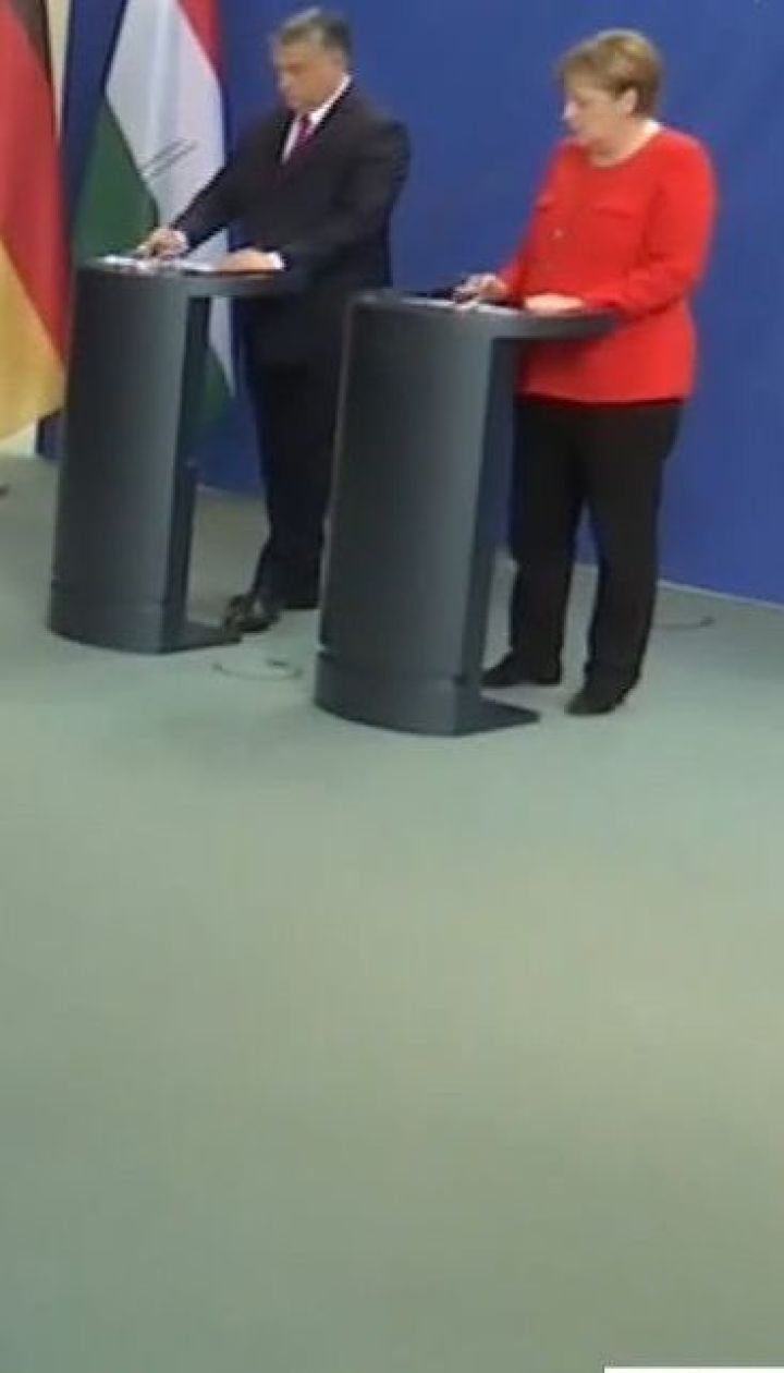 Аннексия Крыма и агрессия России в Донбассе стали вызовами для НАТО - Меркель