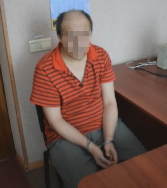 На Луганщині українська контррозвідка затримала російського снайпера, який воював за терористів