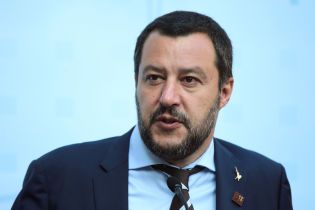 Глава МВД Италии назвал Революцию Достоинства "фейковой", а Крым "исторически русским"