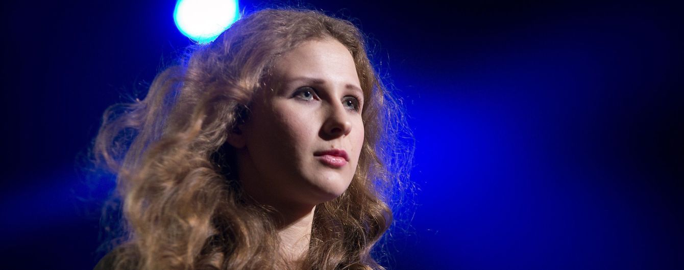 Учасницю Pussy Riot не випустили з Росії до Британії