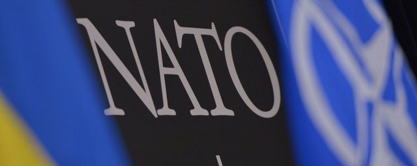 Польша предложила новый формат встреч Украина-НАТО из-за блокирования Венгрией