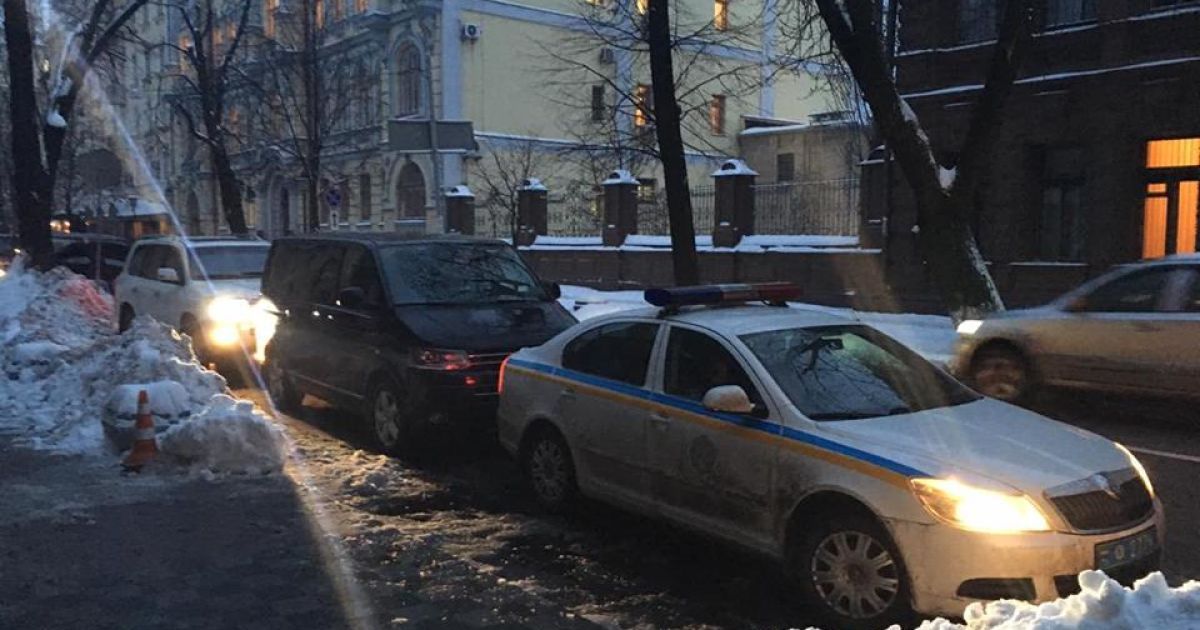 Кучма з Гризловим обговорили у Києві перше цього року засідання тристоронньої групи