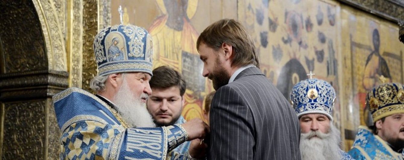 У РФ "луснув" комерційний банк, у якому залишилися гроші Російської православної церкви