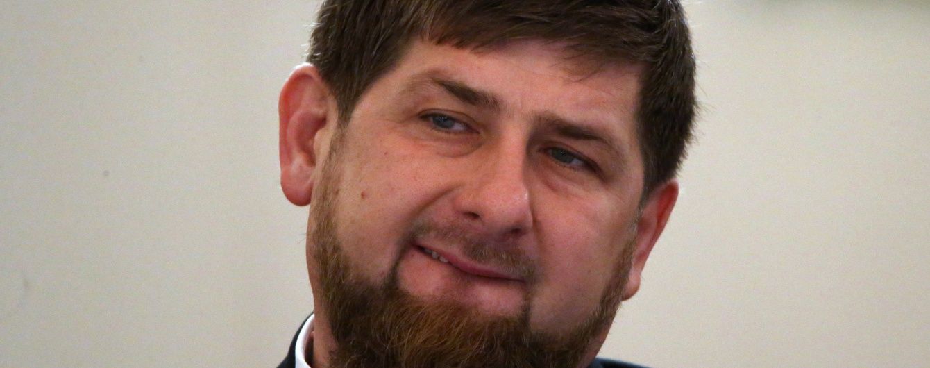 Ведучі "Дождя" в прямому ефірі висміяли Кадирова і "подякували" йому за життя
