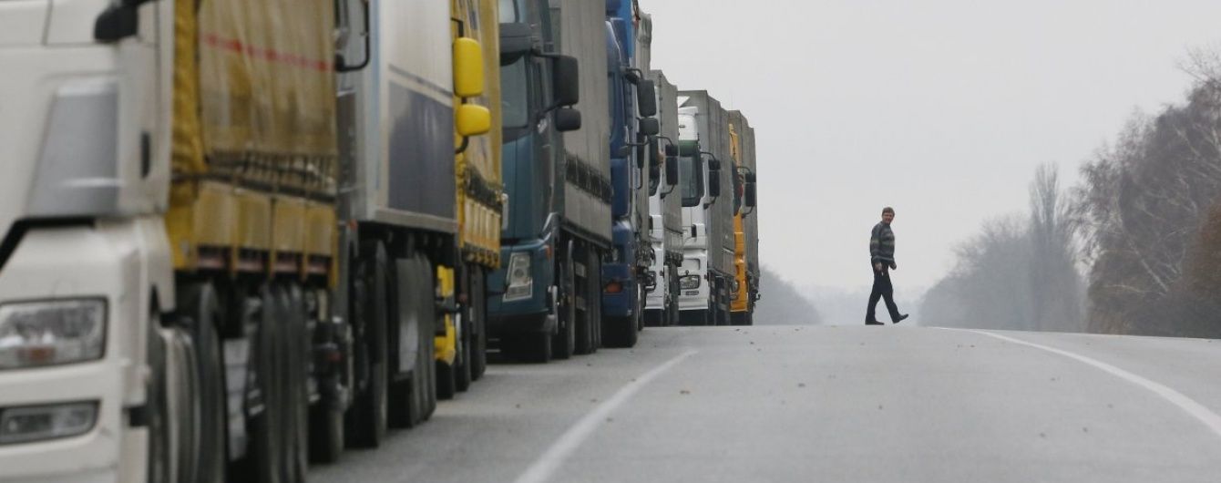 Великогабаритному транспорту обмежать в'їзд до Києва