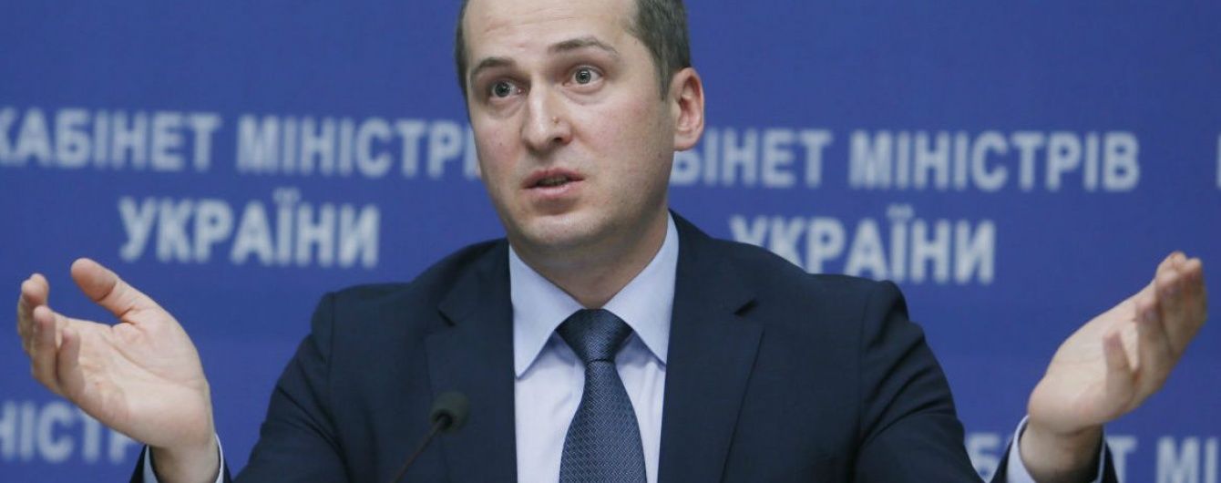 "Самопоміч" запросила Павленка на "розмову" щодо його відставки
