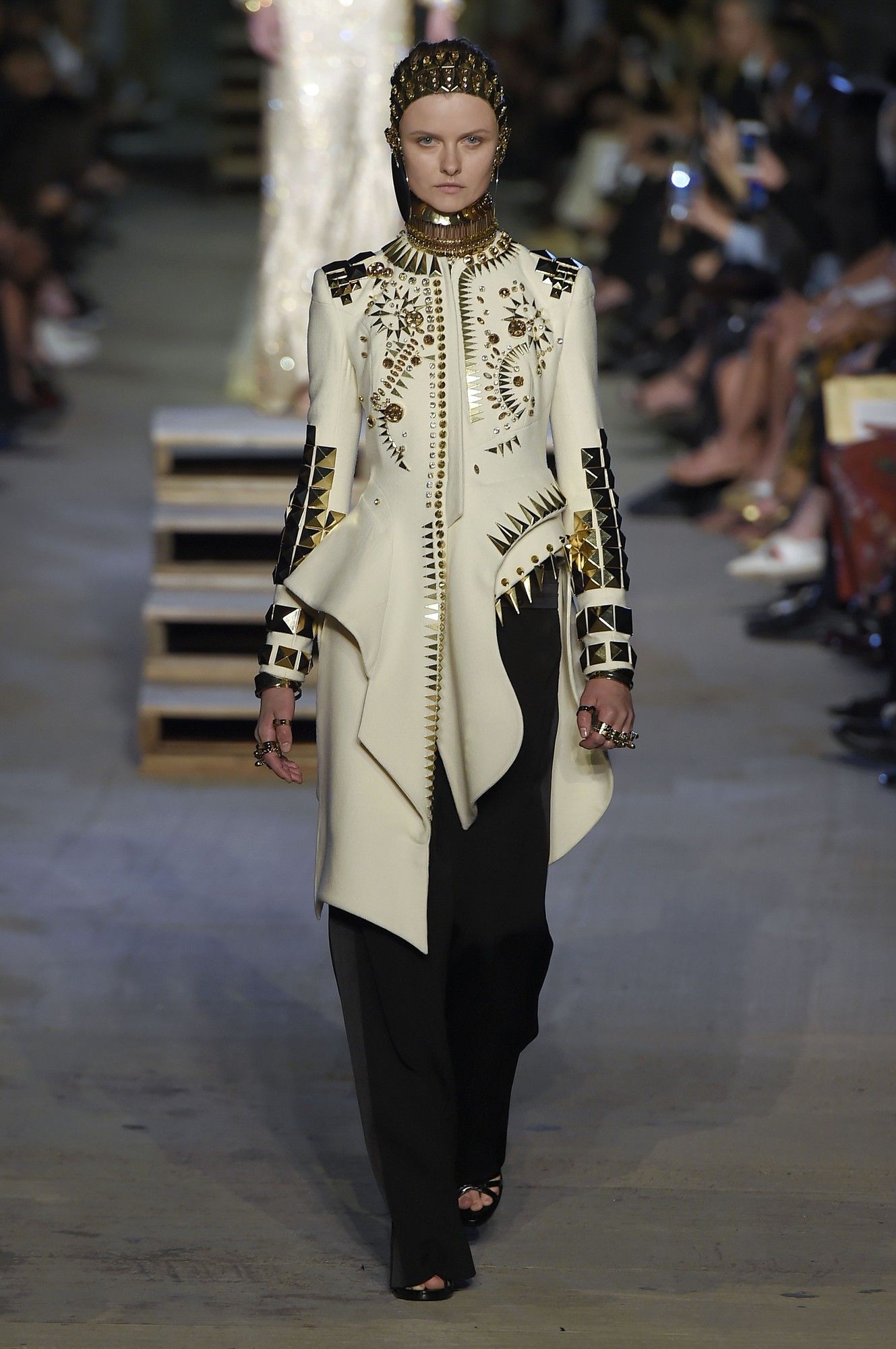 Givenchy прет-а-порте сезона весна-лето 2016_33