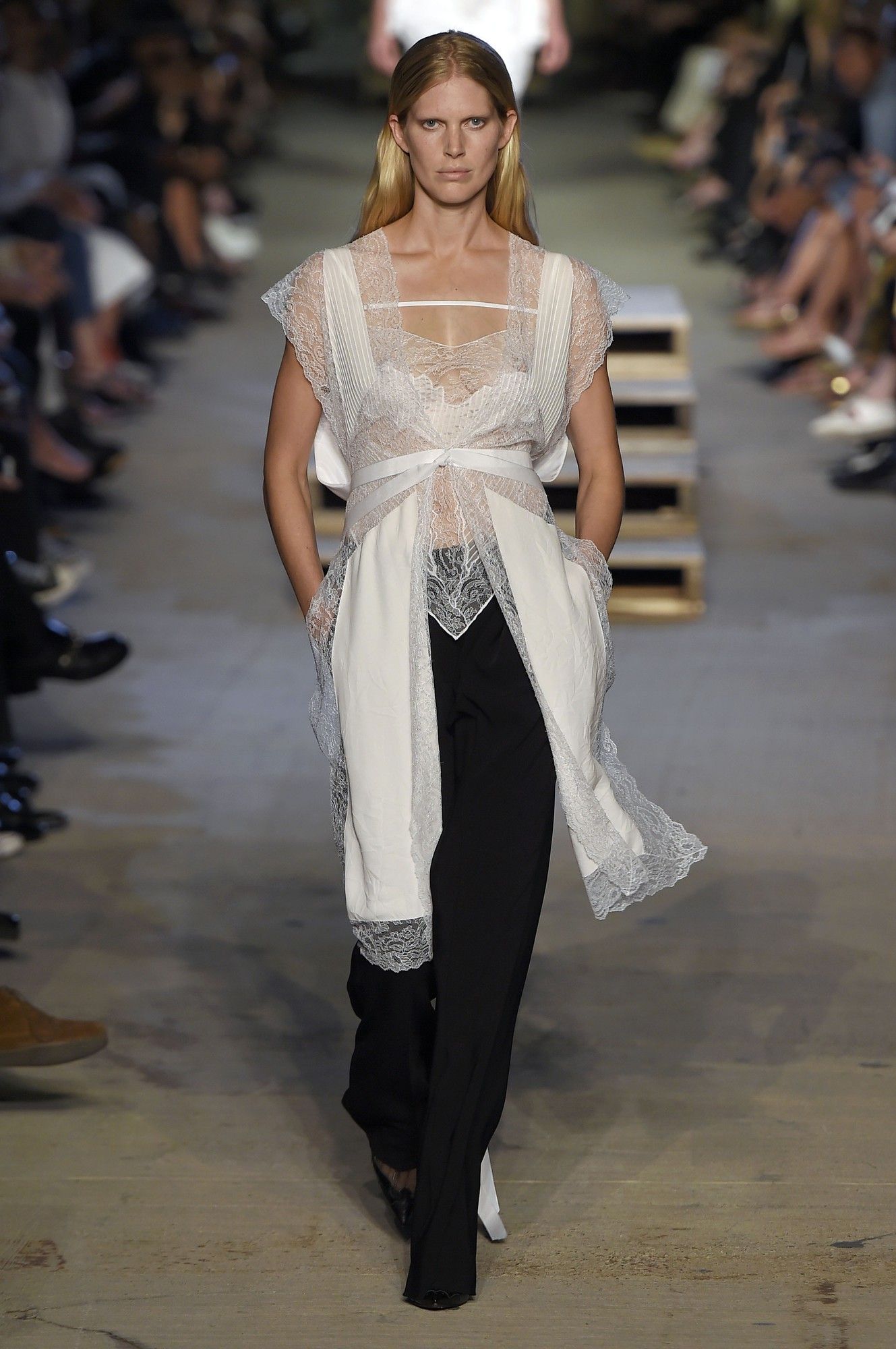 Givenchy прет-а-порте сезона весна-лето 2016_45