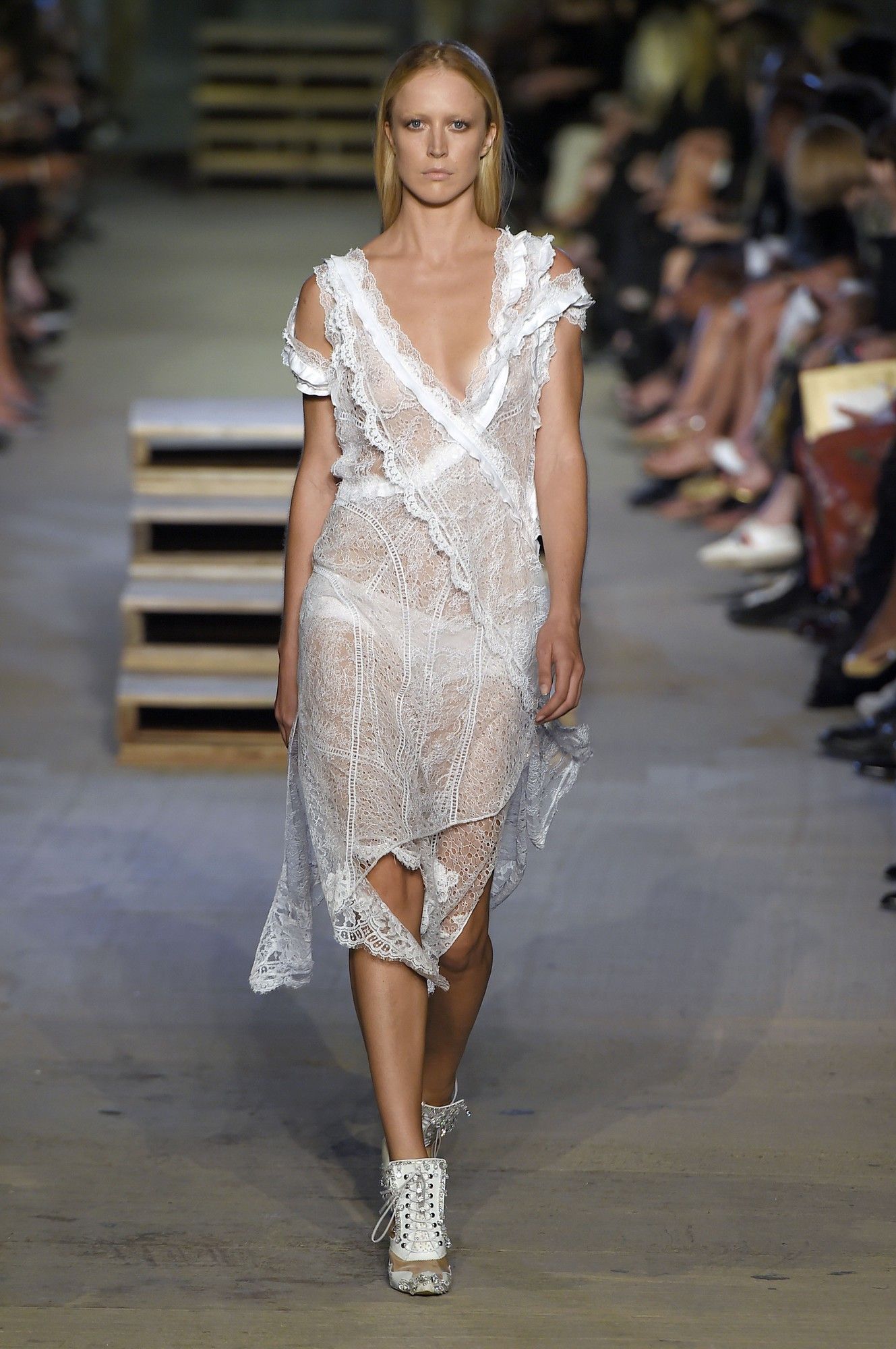 Givenchy прет-а-порте сезона весна-лето 2016_69