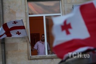 Украина и Грузия договорились о взаимных путешествиях по ID-картам