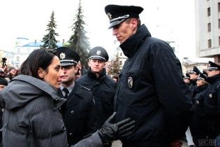 Найвищому патрульному поліцейському України повідомили про підозру через побиття АТОвця