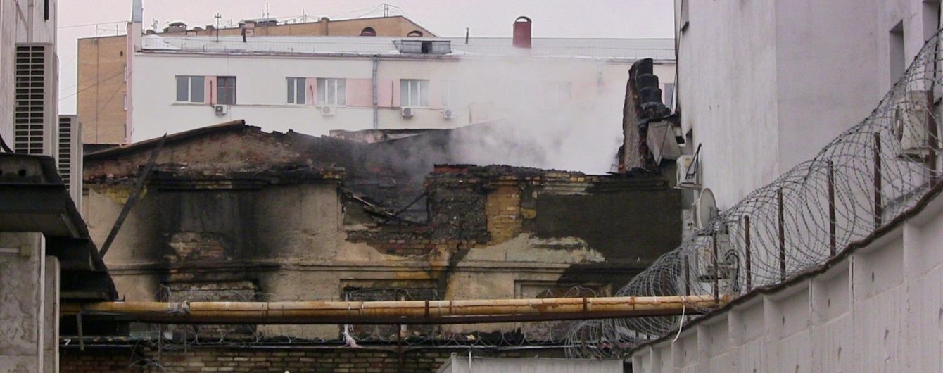 Одній людині вдалося вижити у страшній пожежі у швейному цеху у Москві