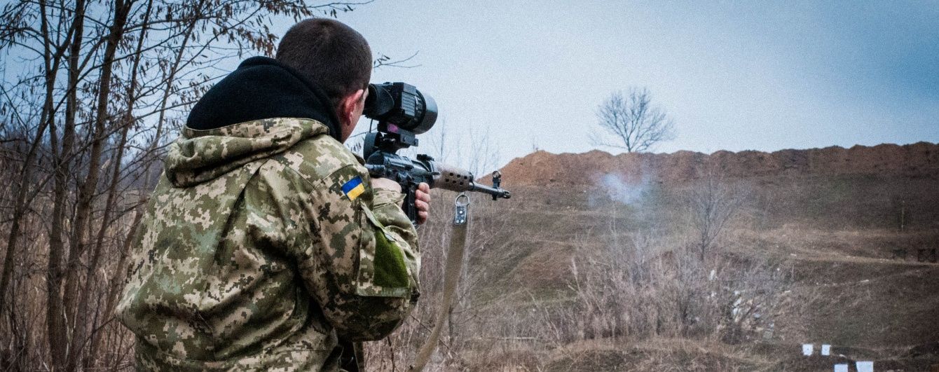 Українські військові відкрили вогонь у відповідь на обстріли бойовиків – штаб АТО