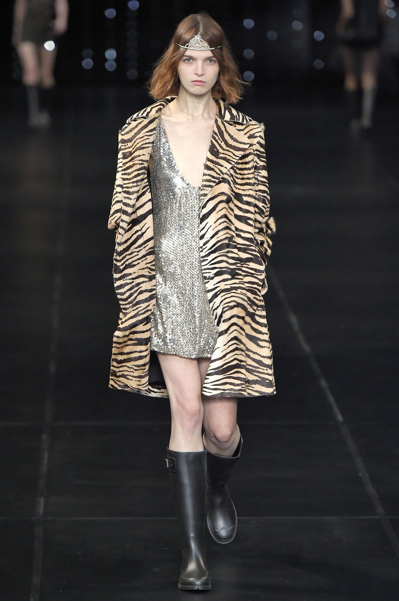 Saint Laurent прет-а-порте сезона весна-лето 2016_35