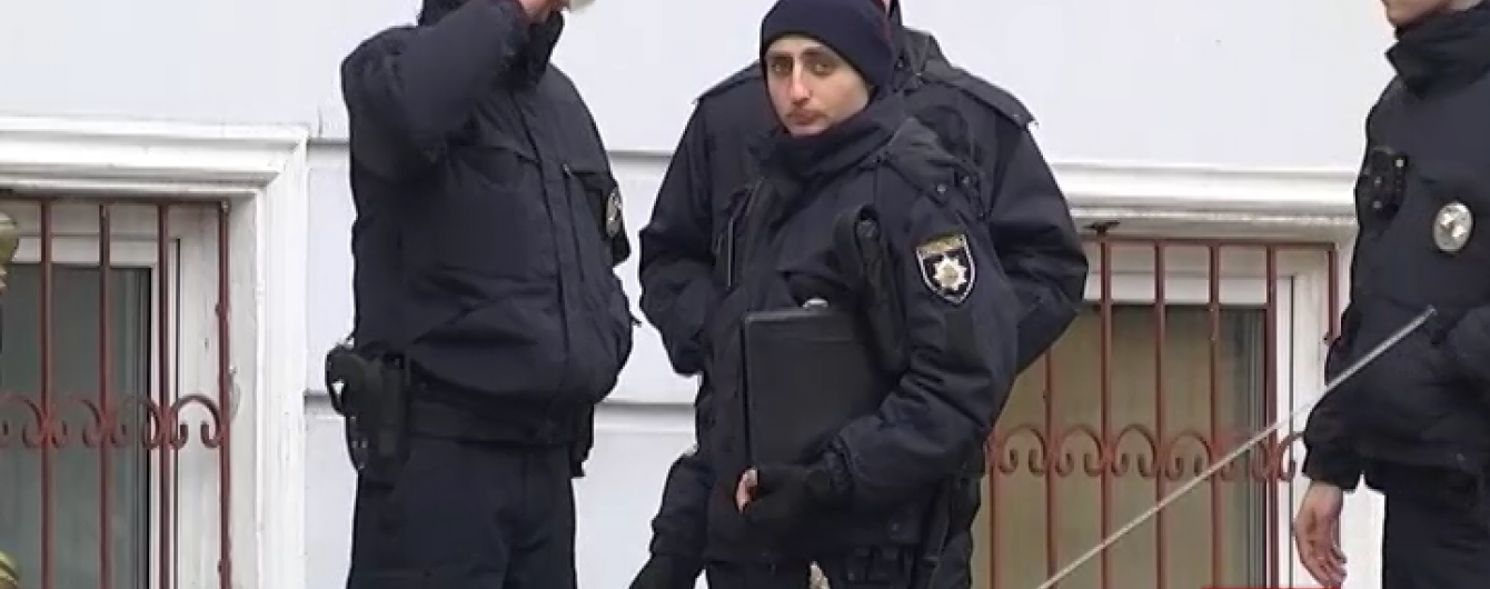 Очевидці розповіли подробиці нічної бійки таксистів і поліцейських в Одесі