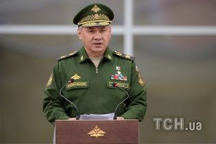 "Даже думать об этом не хочу": министр обороны РФ опроверг возможность вооруженного столкновения армий Украины и России