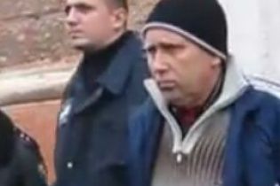 На Дніпропетровщині злочинець зі стріляниною та гонитвою втік із зали суду - ЗМІ