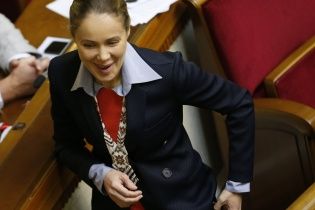 В Славянске Наталью Королевскую обсыпали мукой