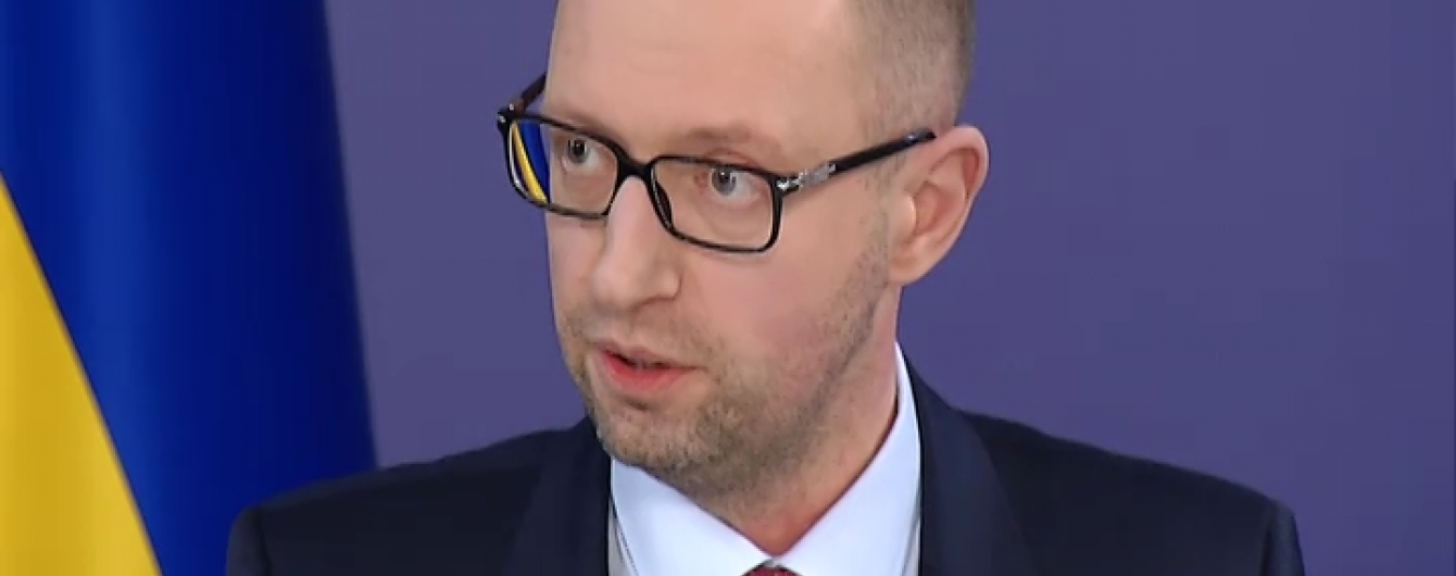 Яценюк переконує, що після його Кабміну олігархів не залишилося