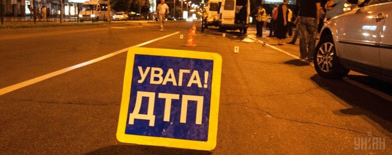 На Кольцевой дороге Киева молодежь попала в смертельное ДТП