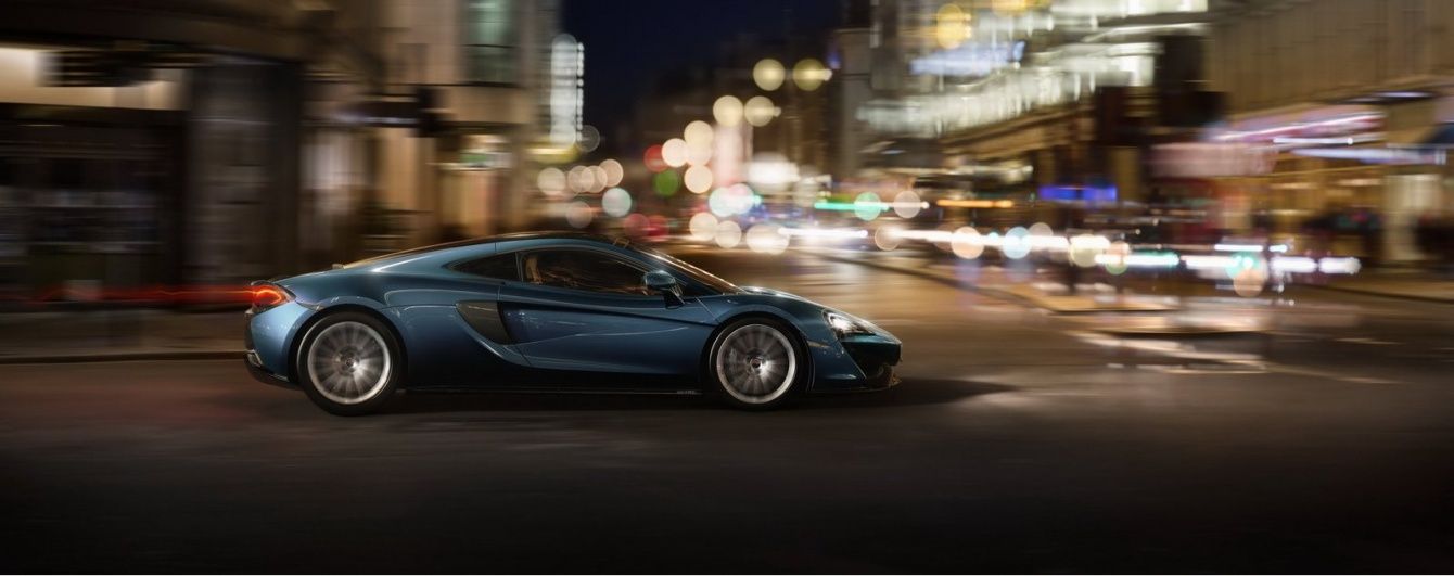 McLaren выпустил "практичный" спорткар (Видео)