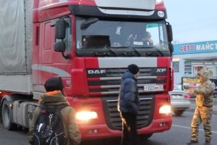 Росія не помітила відновлення блокади вантажівок на українському кордоні