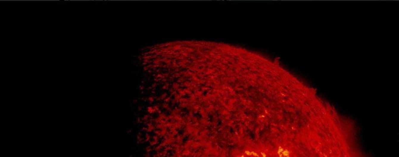 Кривава зірка. NASA опублікувало знімок сонячного затемнення