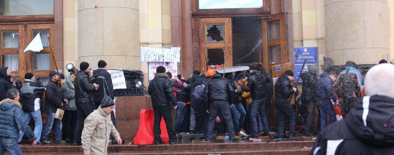 Річниця "руської весни" в Харкові: у місті з жахом згадують, як були за півкроку від "ХНР"