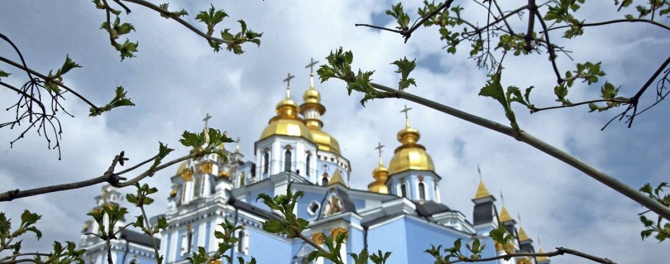 Киевсовет выделил 100 тысяч гривен на строительство паркинга под Михайловским собором