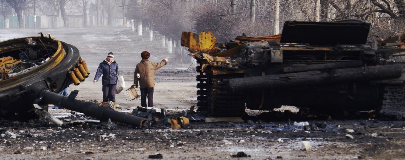 На Луганщині двоє мирних жителів підірвалися на міні