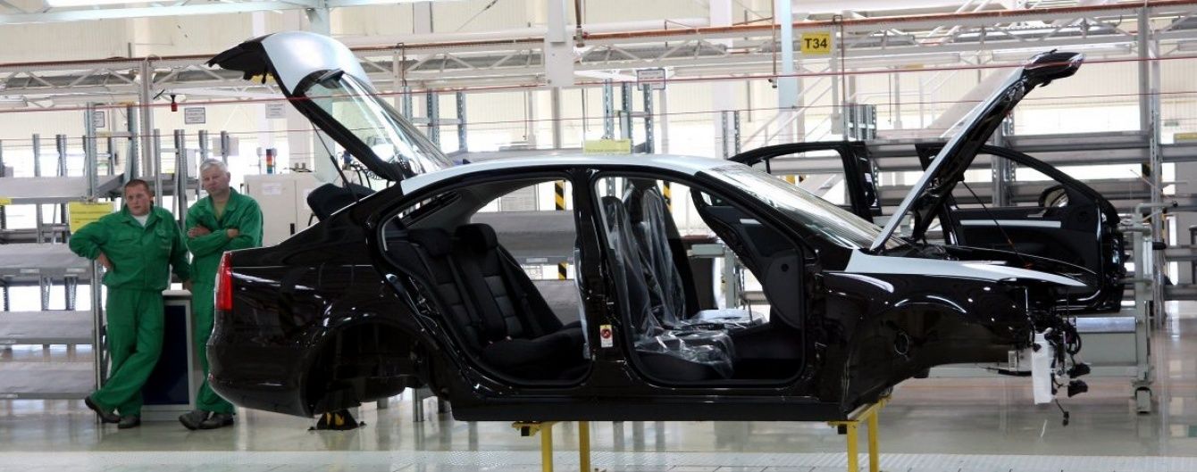Від початку року в Україні не виготовили й півтисячі нових автомобілів