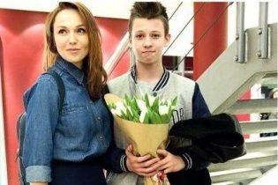 Джанабаєва разом зі старшим сином від Меладзе прикрасила обкладинку глянцю