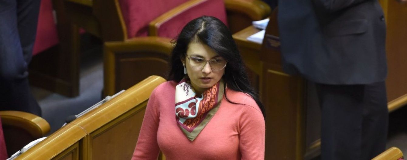 У поліції повідомили про кілька версій нападу на помешкання нардепа під Києвом