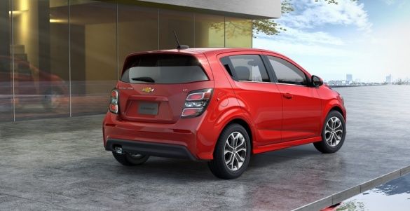 Chevrolet рассекретил обновленный Aveo Chevrolet рассекретил обновленный Aveo